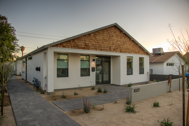 Building Photo - 1027 E McKinley St
