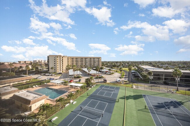 Building Photo - 500 Palm Springs Blvd