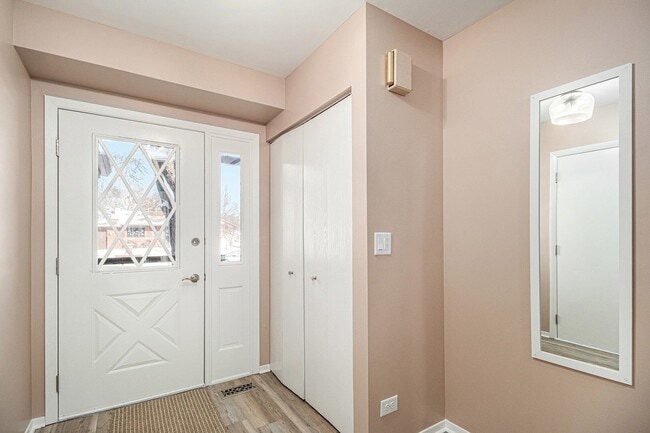 Building Photo - 1995 Monday Dr