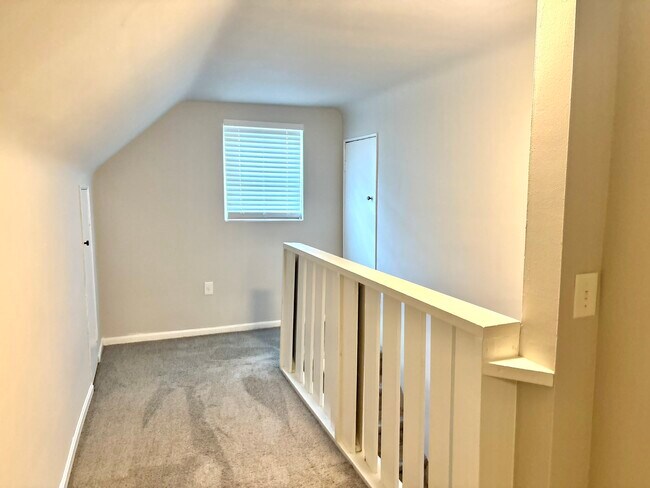 Building Photo - 1379 Adams Rd