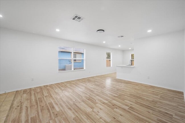 Building Photo - 3514 Banda Ln
