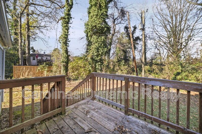 Building Photo - 2621 Druid Hls Wy