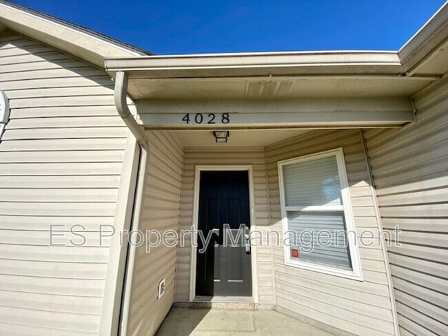 Building Photo - 4028 Dogwood Ln