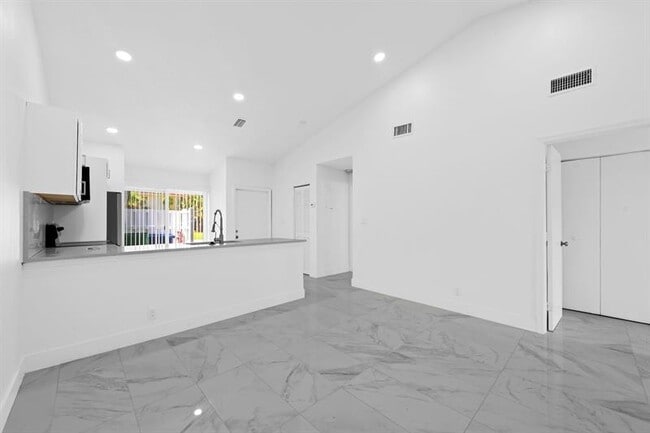 Building Photo - 8580 NW 32nd St