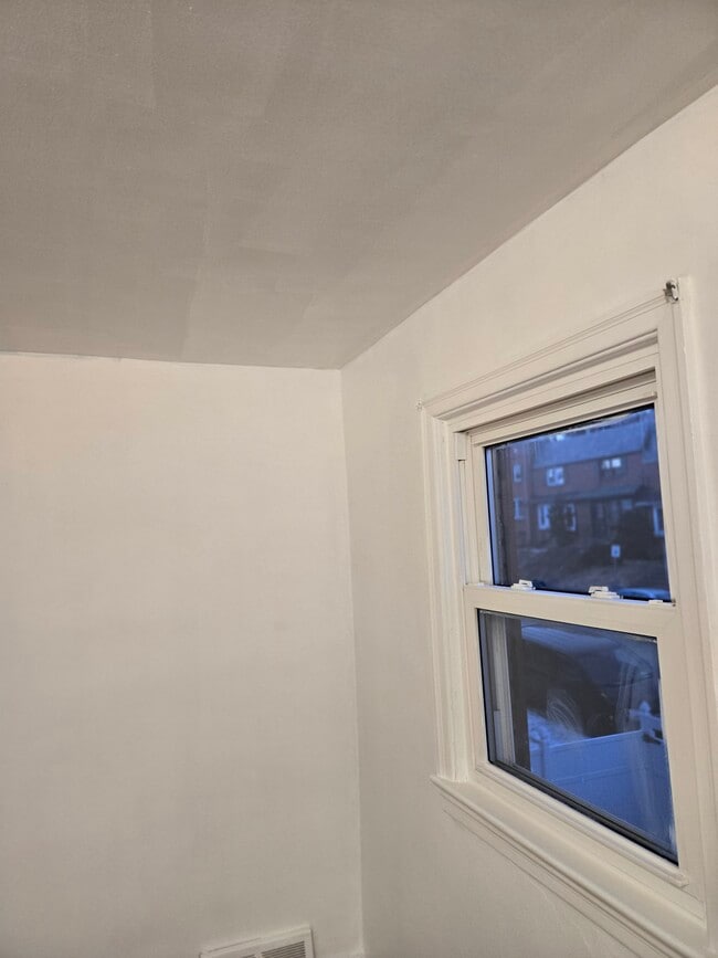 Building Photo - 2445 Brookwood St