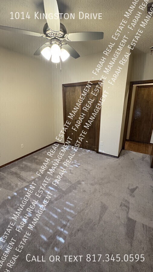 Building Photo - 1014 Kingston Dr