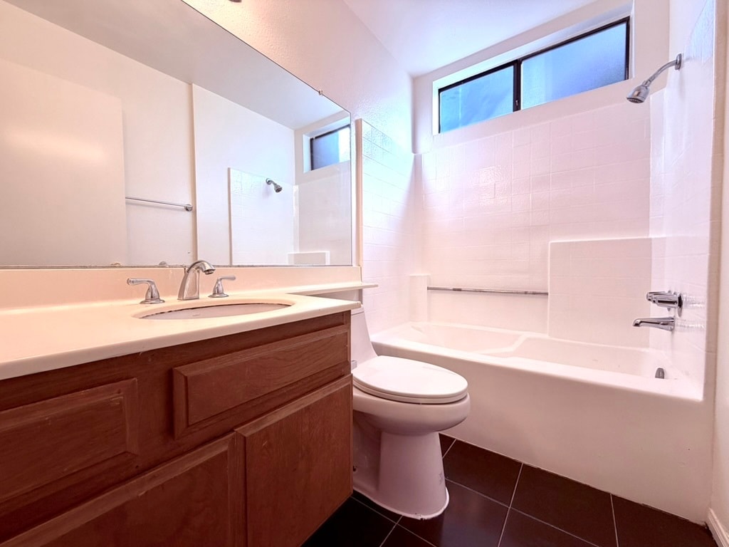 Building Photo - 13825 Beaver St