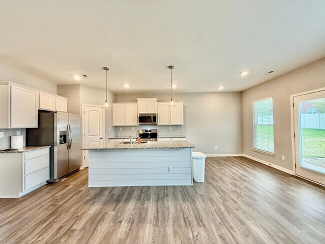 Building Photo - Beautiful home in Georgetown four bedrooms...