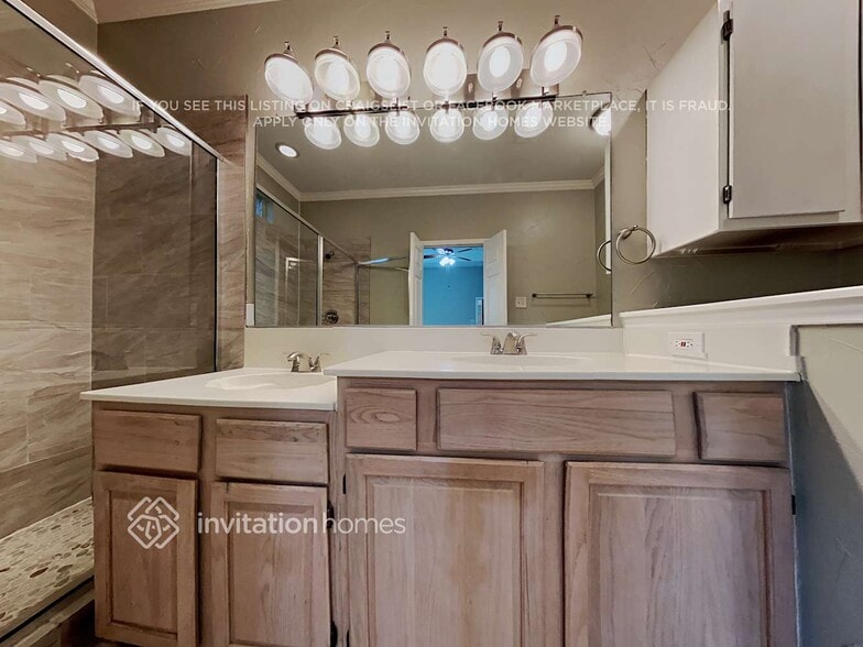 Building Photo - 45 Cimarron Dr