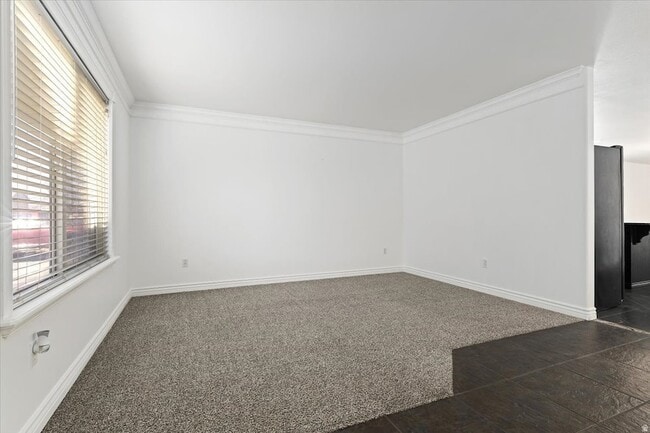 Building Photo - 13867 Mary Loraine Cir