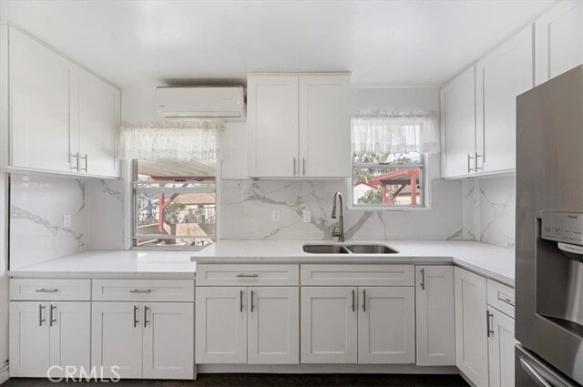 Building Photo - 2313 Schoolside Ave