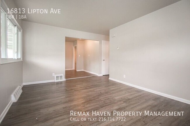 Building Photo - 16813 Lipton Ave, Cleveland - Charming 3 B...
