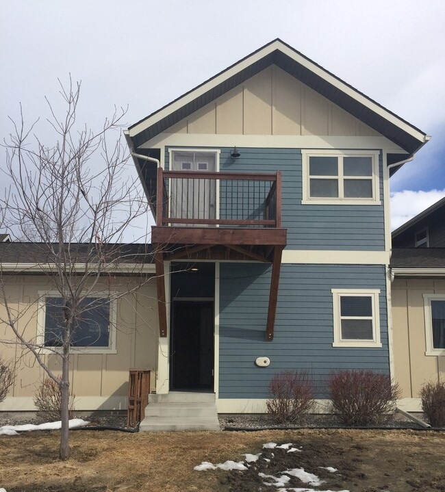 Building Photo - 3337 N 27th Ave