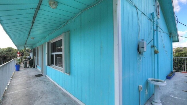 Building Photo - 1840 Wabasso Beach Rd