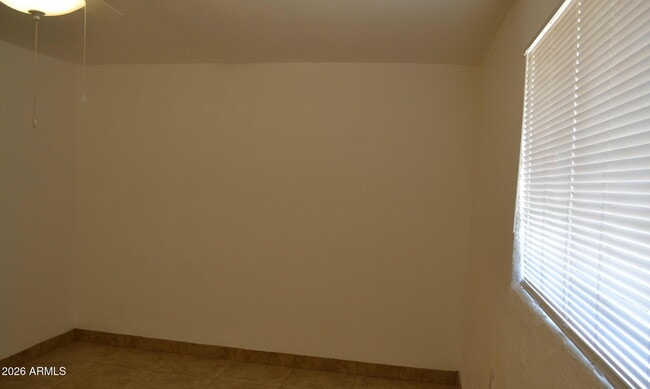 Building Photo - 44 N Mountain Rd