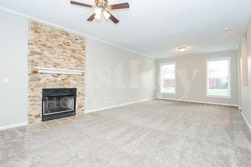Building Photo - 1629 Comanche Run