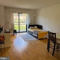 Building Photo - 2111 Wisconsin Ave NW