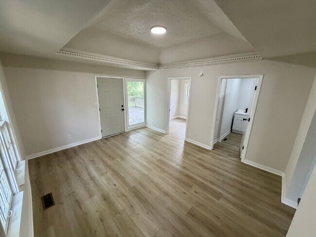 Building Photo - Newly Remodeled 2BR/2BA East Nashville Home with Covered Front Porch, Huge Deck, Spacious Backyar...