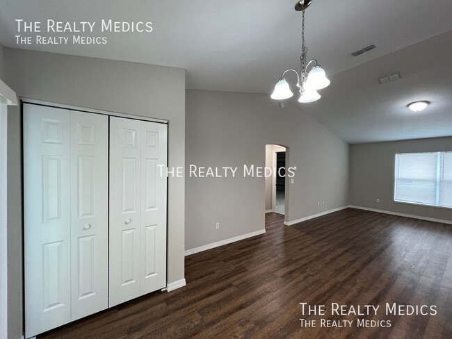 Building Photo - 3628 SE 134th St