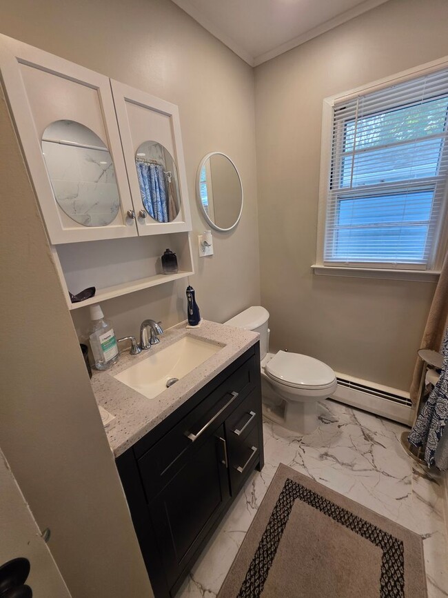 Building Photo - Take a look on this beautiful corner property