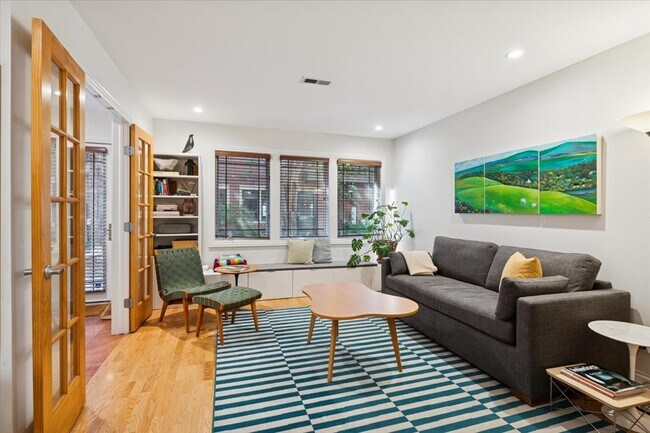 Building Photo - 2455 W Ohio St