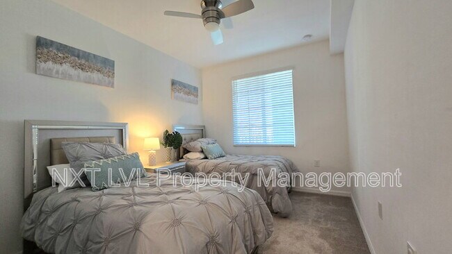 Building Photo - 43010 Greenway Blvd