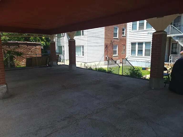 Building Photo - 6624 San Bonita Ave