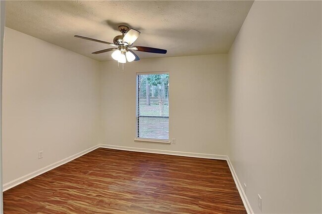 Building Photo - 4365 Reef Rd