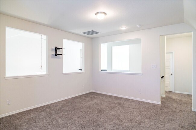 Building Photo - 3618 Windward Canyon Dr