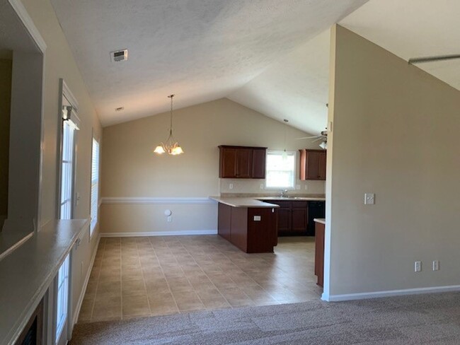 Building Photo - Acorn Ridge Home (RC)