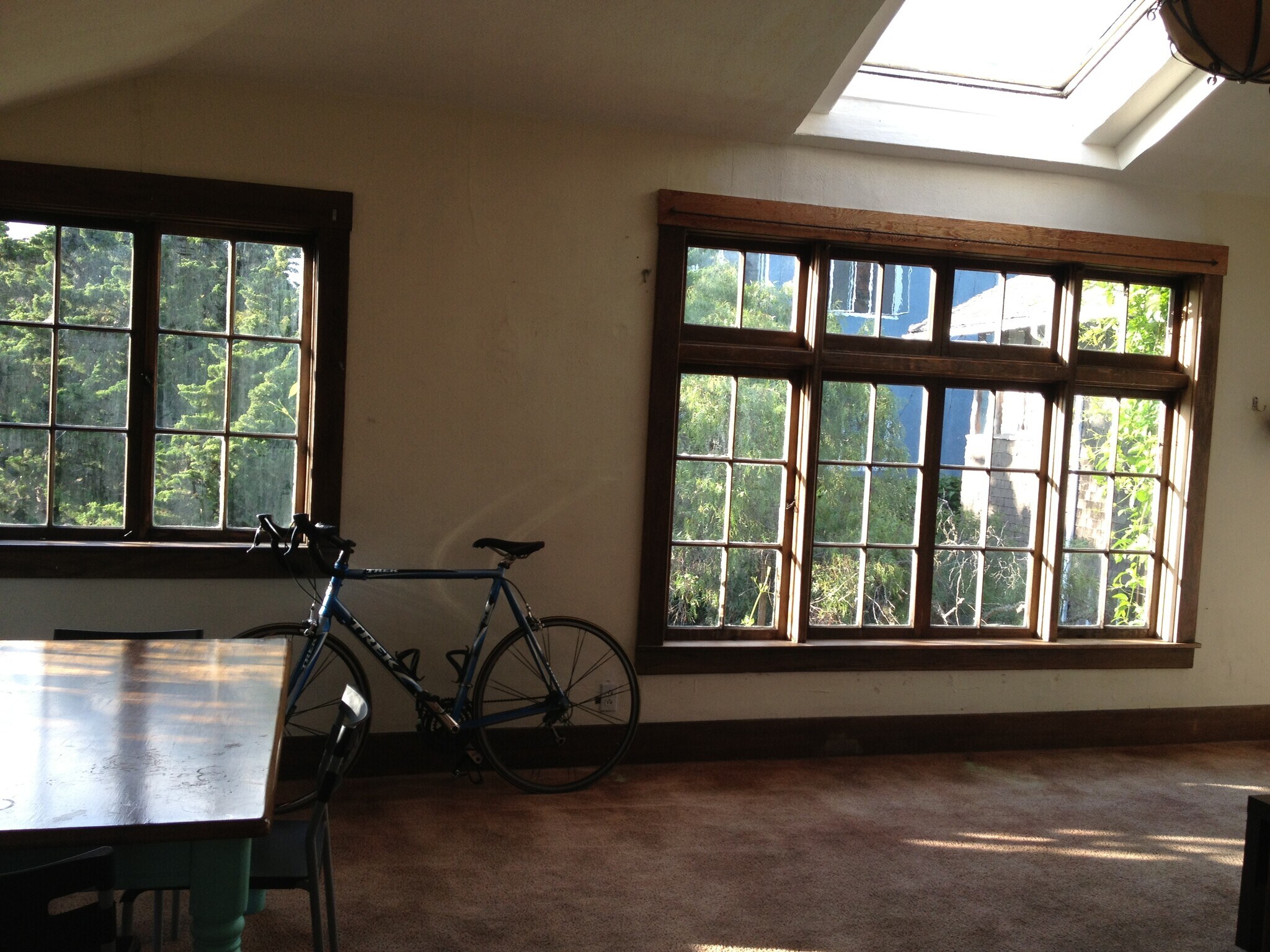 Full width of house in nack - 2615 Parker St