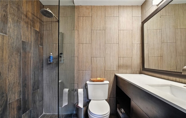 Building Photo - UNFURNISHED | 1 Bedroom | 1.5 Bath | $3,650/month