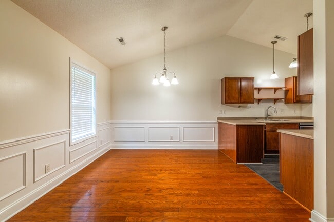 Building Photo - 5104 Cates Bend Way