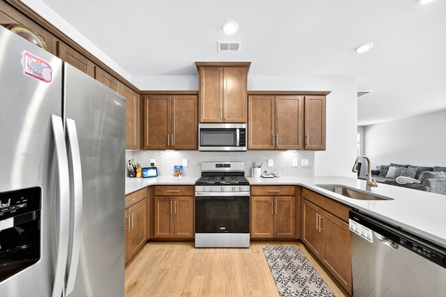 Building Photo - 2049 Holmesburg Private Cir