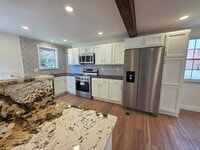 Building Photo - Fully Updated 3-bedroom, 2-bathroom house for rent in North Allegheny School District!