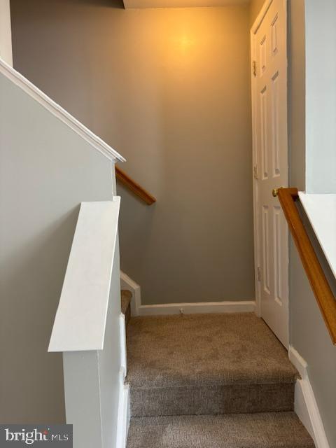 Building Photo - 4258 Normandy Ct