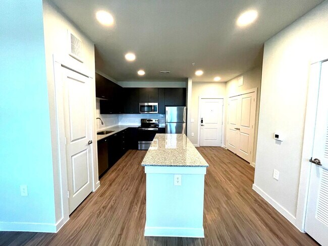 Building Photo - 5901 Co Rd 277