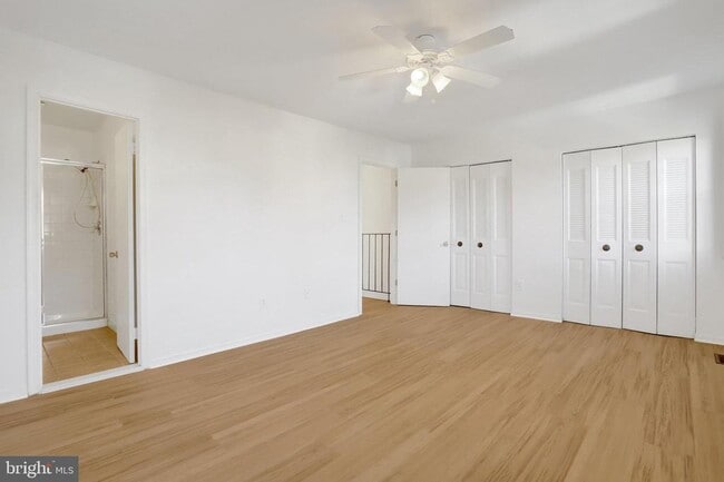 Building Photo - 9911 Whitewater Dr