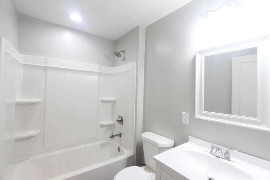 Building Photo - 227 85th St N