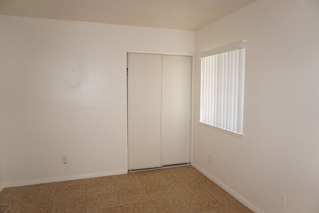 Building Photo - 25955 La Barca Rd