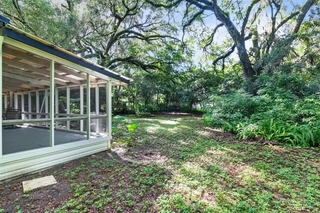 Building Photo - 4721 SW 47th Wy