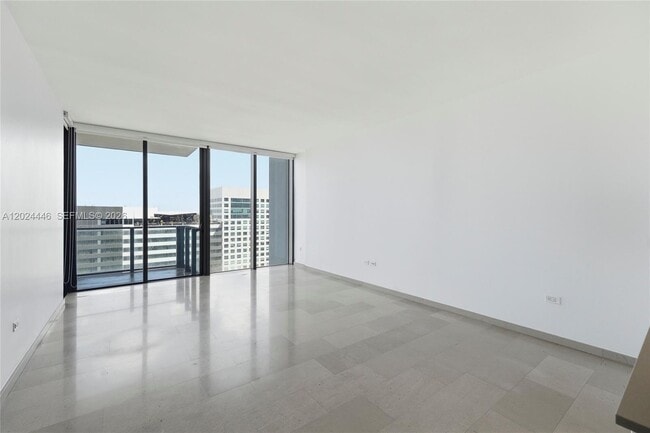 Building Photo - 88 SW 7th St