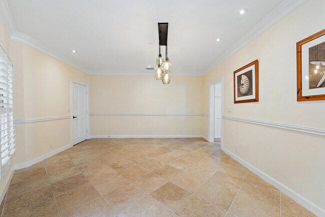 Building Photo - 14354 Cypress Island Cir