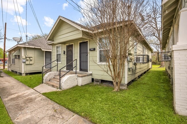 Building Photo - 2603 Nettleton St