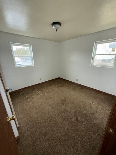 Building Photo - 5220 E Calla Rd