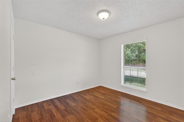 Building Photo - 2403 Ridgevalley Dr