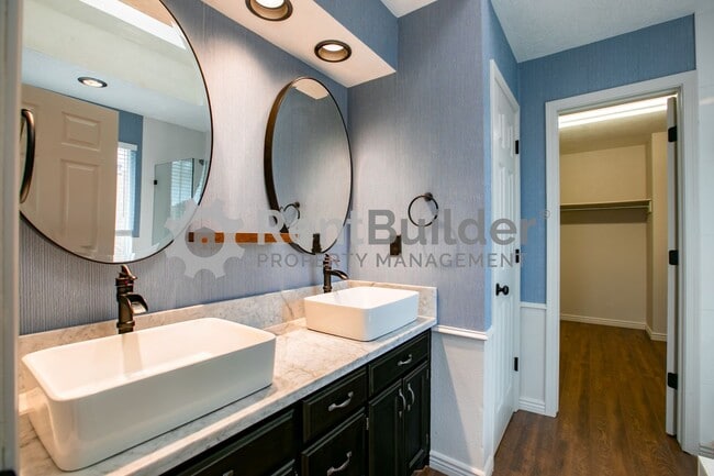 Building Photo - CALL US TODAY AT (505) 808-6467 TO SCHEDULE A VIEWING AND MAKE THIS YOUR NEW HOME!!