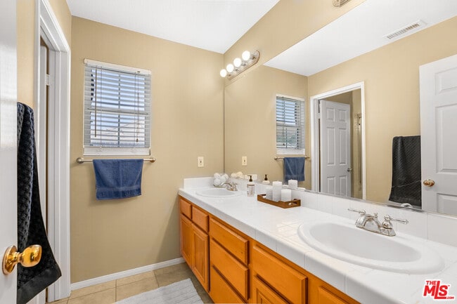 Building Photo - 28804 Sugar Bliss Pl
