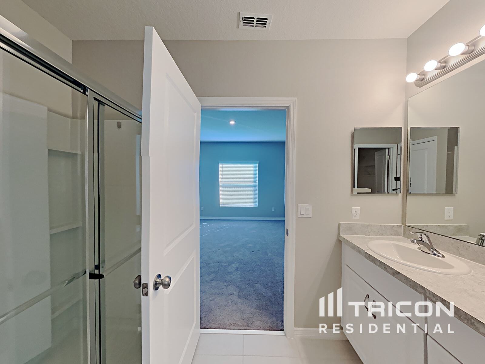 Building Photo - 3948 Fescue St