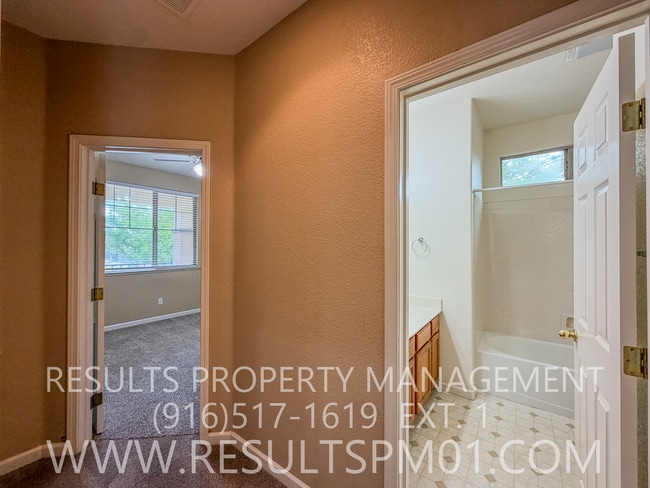 Building Photo - Single Story in West Roseville